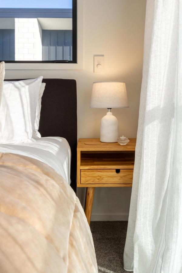 Walk To Riverside Market 4 Bed 4 Bath With Car Park Christchurch Eksteriør bilde