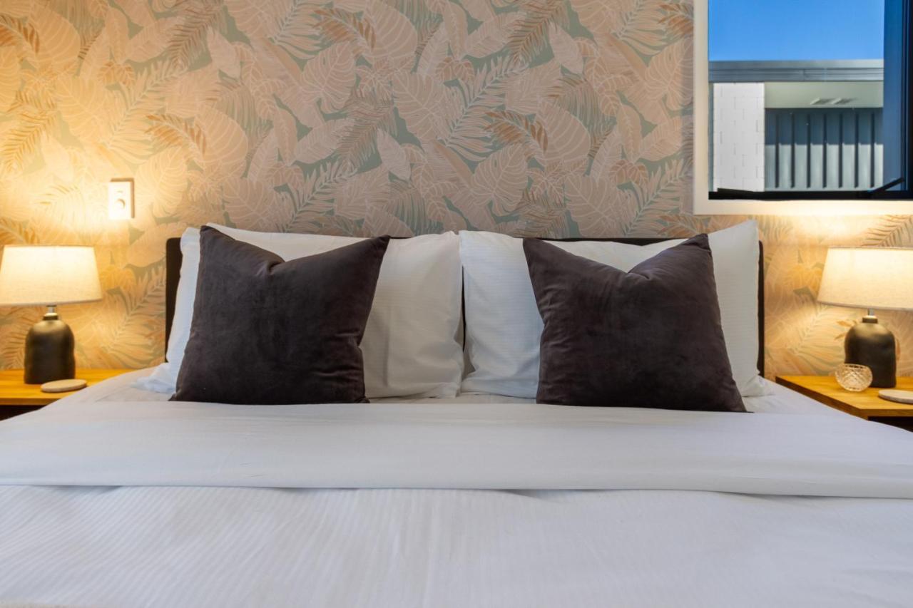 Walk To Riverside Market 4 Bed 4 Bath With Car Park Christchurch Eksteriør bilde